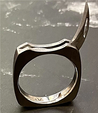 anello con lama